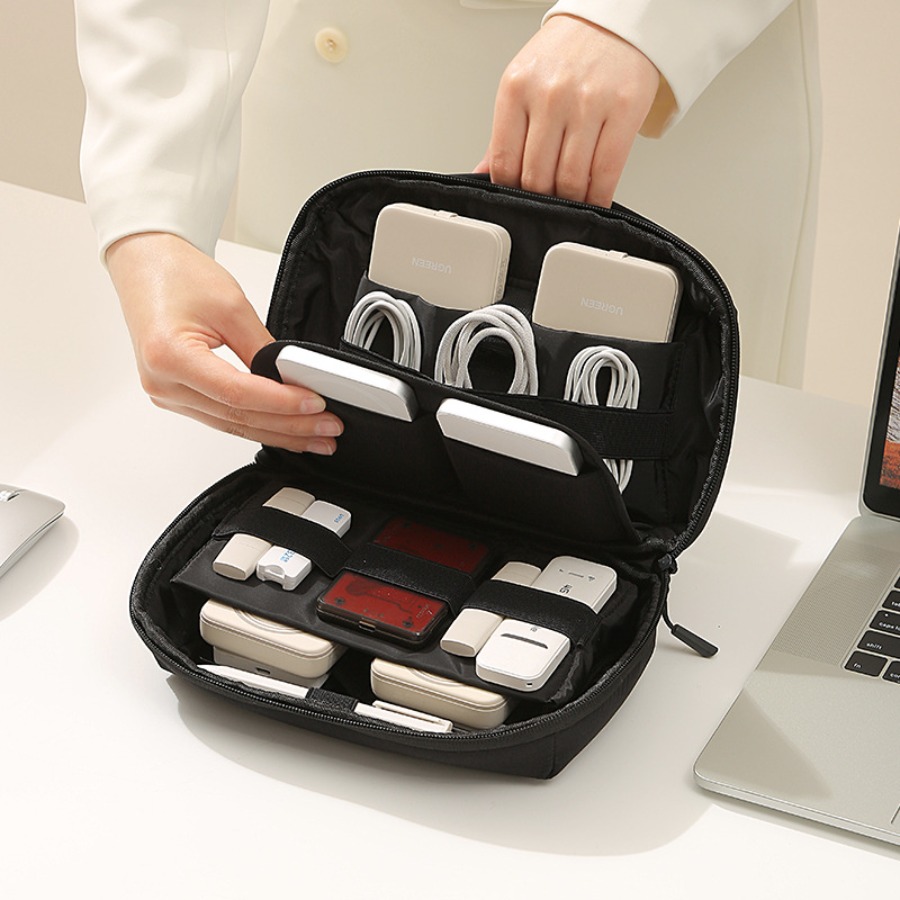 Tech Accessories Travel Bag - Organizer Kabel Portabel untuk Perjalanan, Tempat