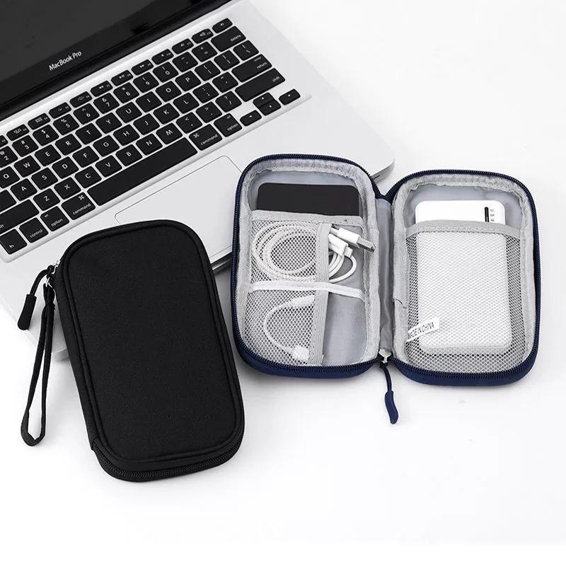 Organizer Teknologi Portabel:  - Tech Accessories Travel Bag ulasan dan harga