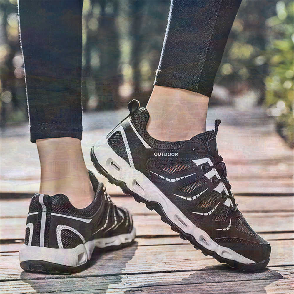 Sepatu Tenis Perak Ujung Bulat - Tech Accessories Luxury ulasan dan harga